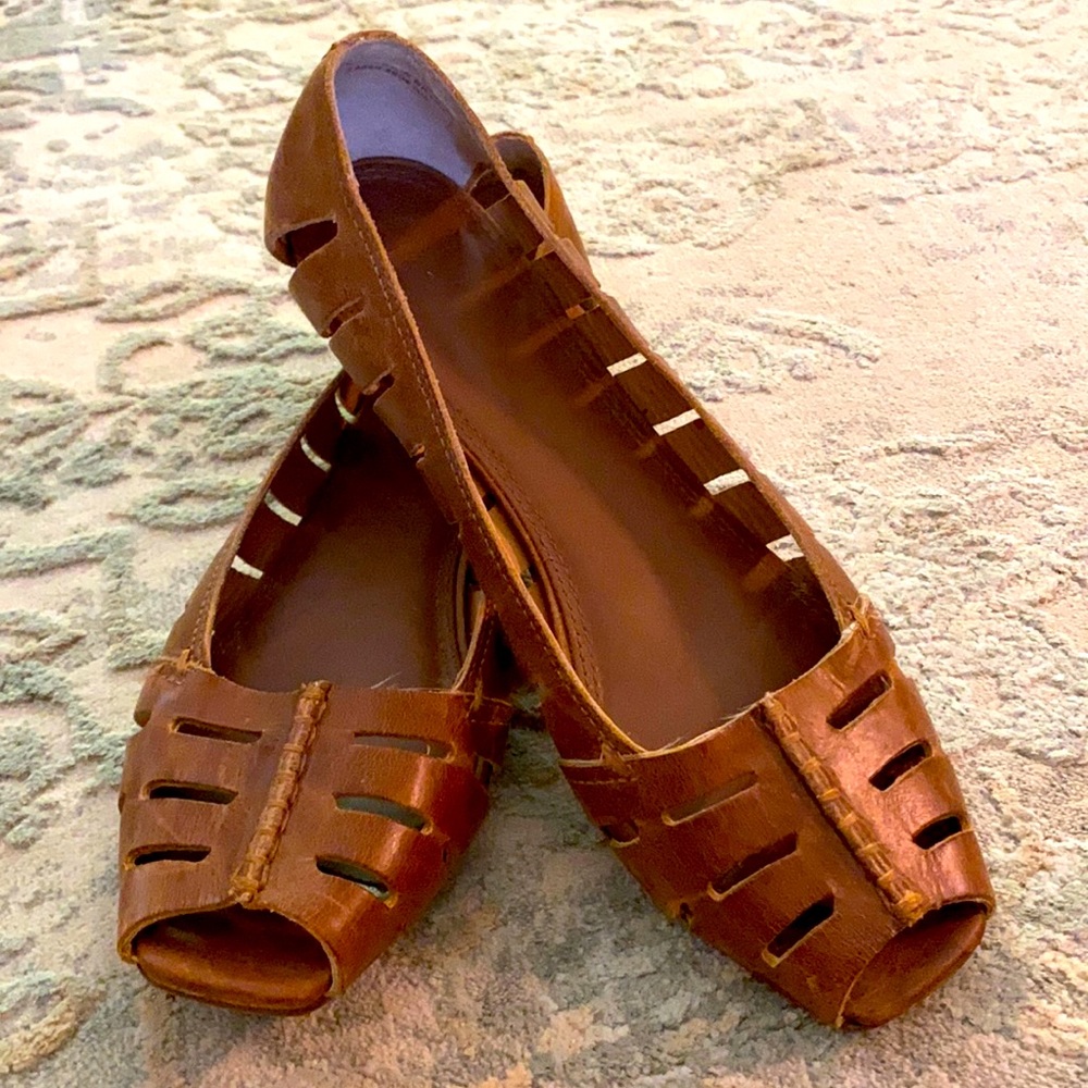 Frye Brown Flats. Size 9.